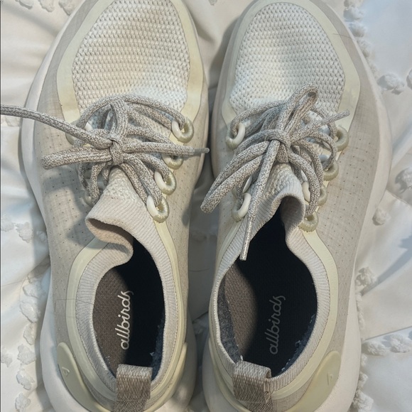 Allbirds Women's Cream and Beige Sneakers - Picture 2 of 4
